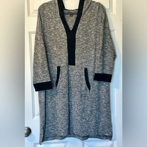 Simply Vera Hooded Night Gown/Lounge wear. Women’s XL